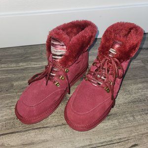 Lamo Water & Stain Resistant Lace-Up Suede Boots - Linden in Red - Size 10